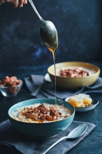 Porridge with Pecans and Honey